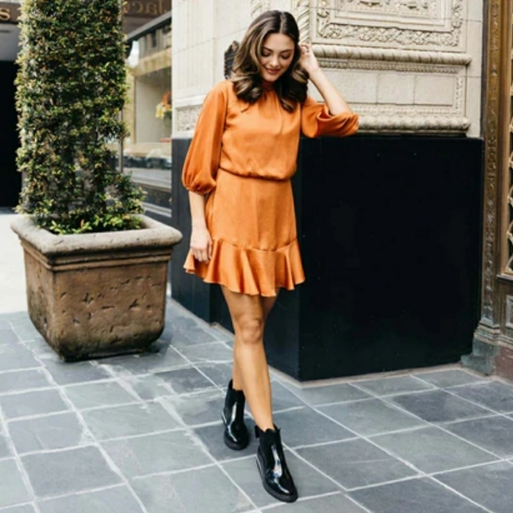 VICI call me Angel textured satin dress womens, Orange size M